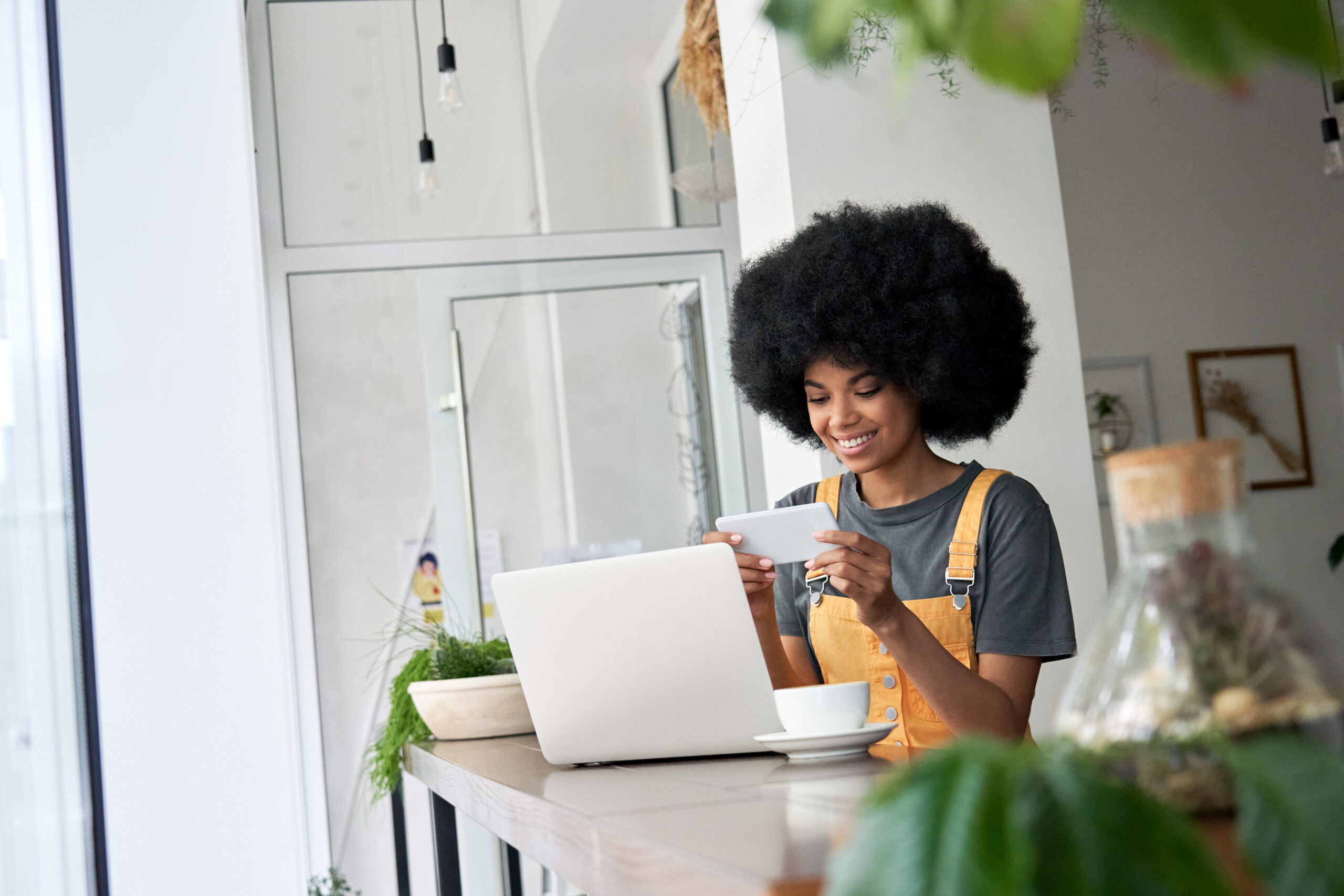 smiling-african-woman-student-watching-mobile-ad-o-524FLZE-scaled.jpg smiling-african-woman-student-watching-mobile-ad-o-524FLZE-scaled.jpg